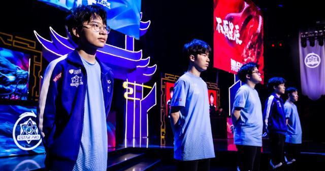 FaZe 被淘汰出局， FURIA Esports 和 Mouz 晋级 IEM 成都 2025 的季后赛