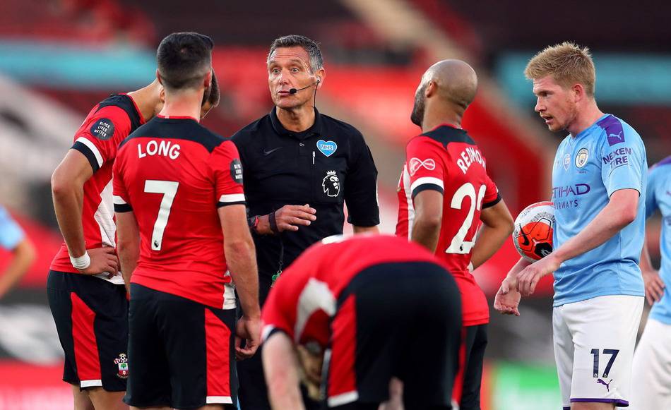 Theshy：晋级决赛很开心,觉得很不可思议,走到这一步真的很不容易