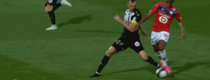 资讯这是多久没玩游戏了 这枪打成这样？