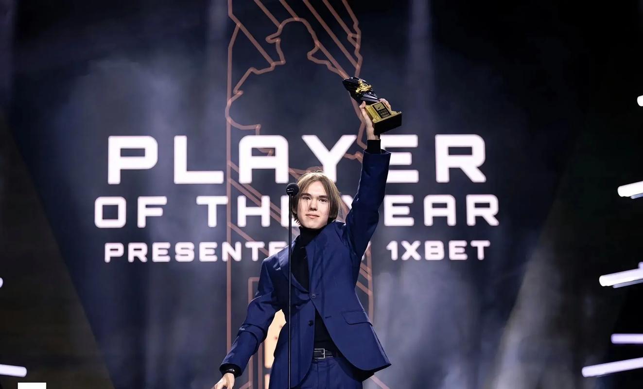 我丈夫真棒！ Viper 滑板鞋自由输出徐秀耀虎很难击败 Hanwha Life Esports 夺回一座城市